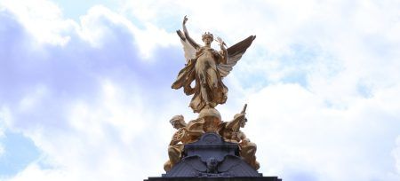 Victoria Park Memorial | Unitrips