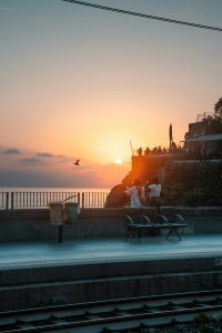 foto atardecer cinque terre estacion